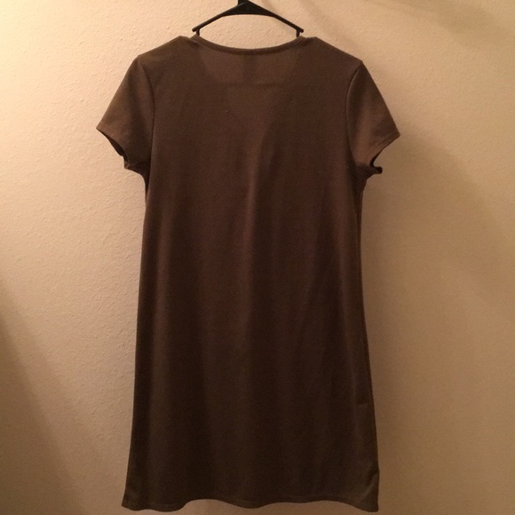 Dress - Picture 3 of 3